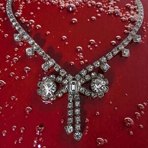 Vintage Rhinestone Crystal Bow Necklace MCM Clear Sparkler Silver Tone Dainty